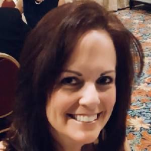 Meet your Posher, Suzanne